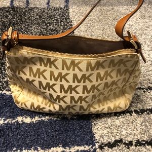 Michael Khors purse